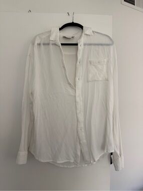 Men's White Long-Sleeve Button-Up Shirt